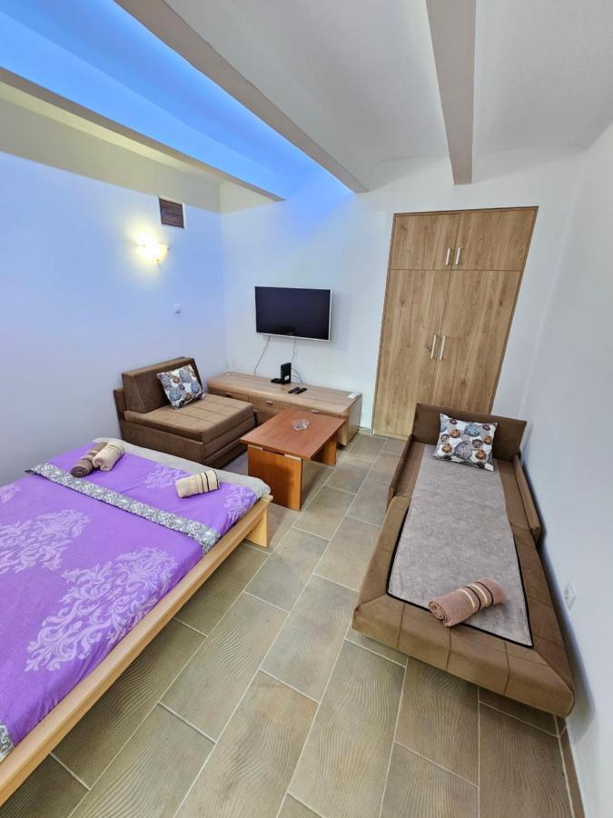 Booking Apartments Alone 1 Белград Екстериор снимка