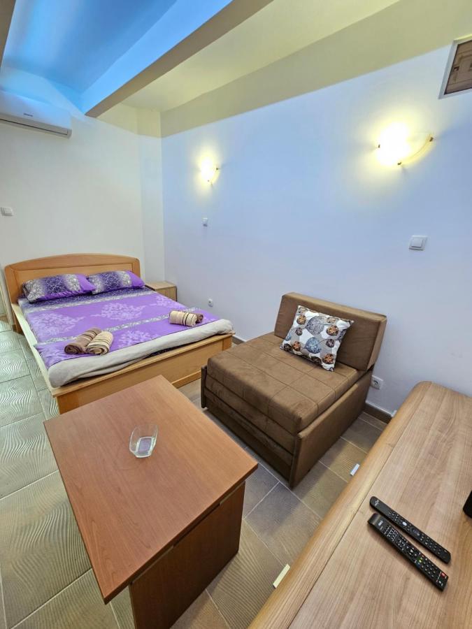 Booking Apartments Alone 1 Белград Екстериор снимка