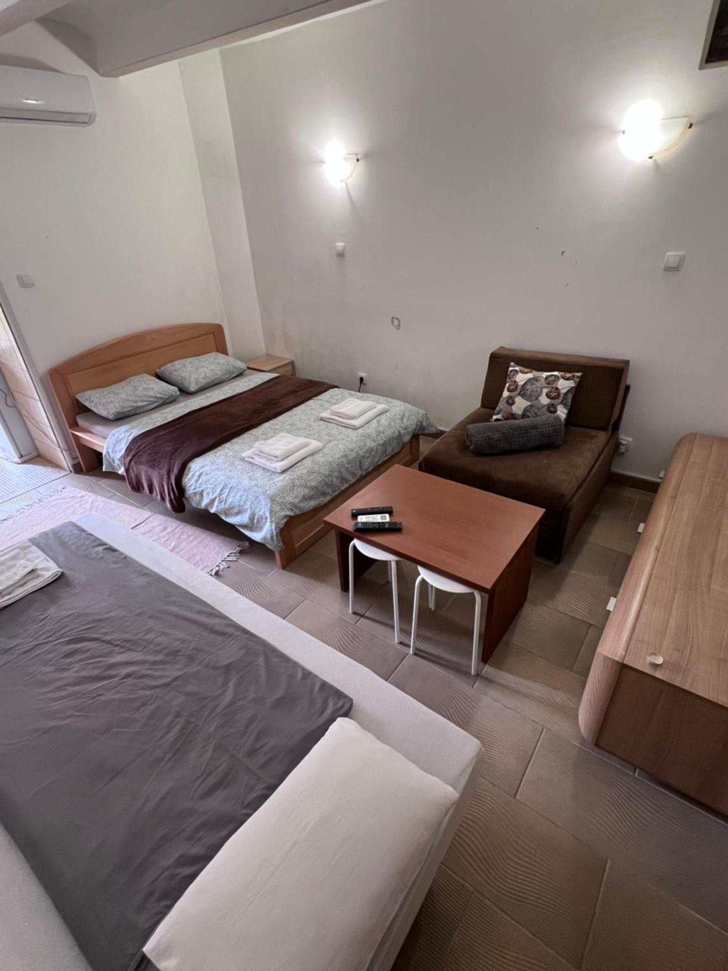 Booking Apartments Alone 1 Белград Екстериор снимка